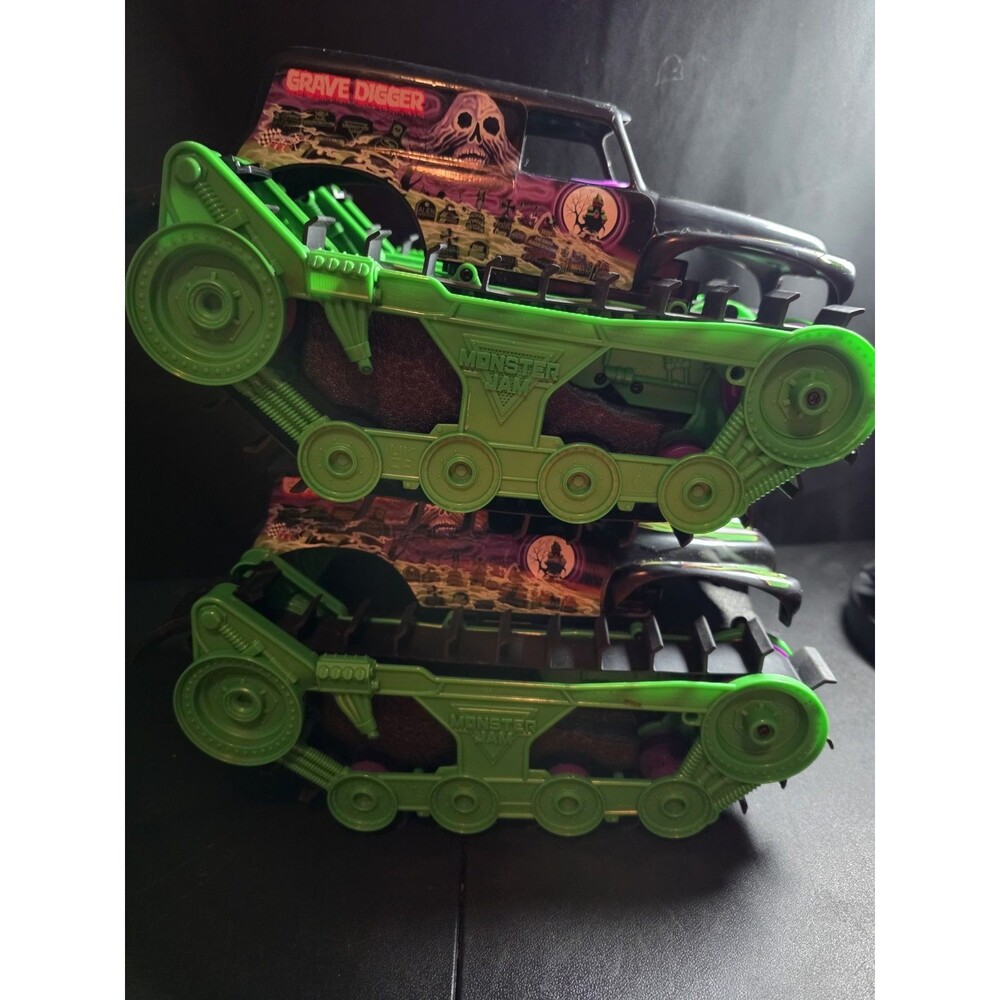 Lot of 2 Monster Jam Grave Digger Trax 1:15 RC Vehicles No Remotes AS-IS